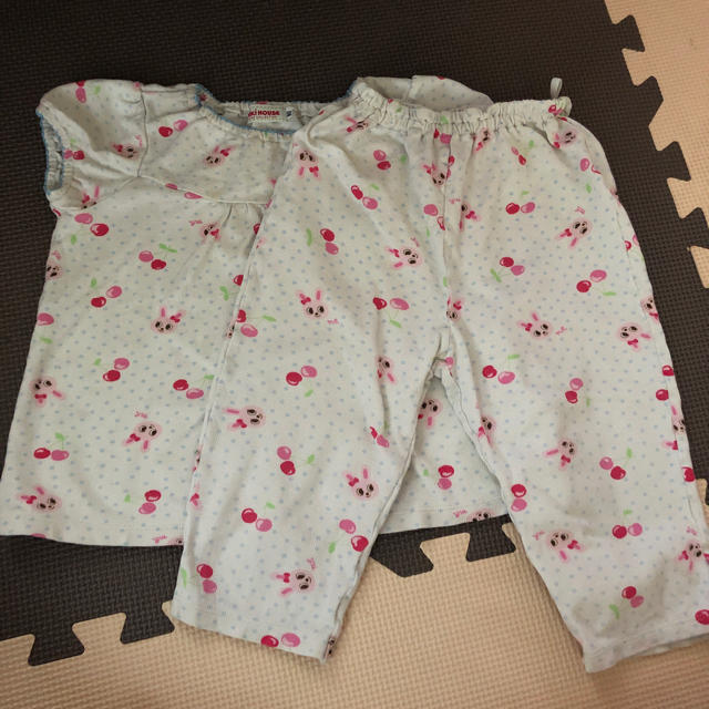 mikihouse(ミキハウス)のミキハウス パジャマ 90 キッズ/ベビー/マタニティのキッズ服男の子用(90cm~)(パジャマ)の商品写真