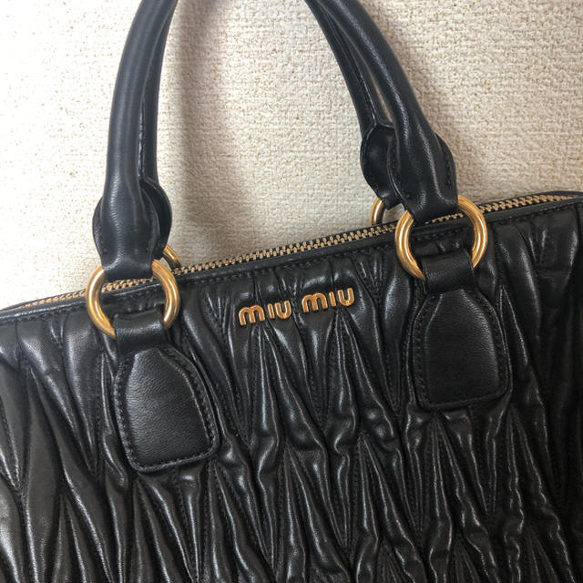 miumiu♡マテラッセ レザーバッグ