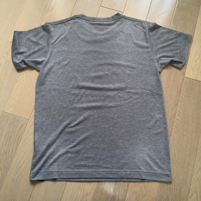 HELLY HANSEN(ヘリーハンセン)の【 sami様専用 】Tシャツと本 メンズのトップス(Tシャツ/カットソー(半袖/袖なし))の商品写真