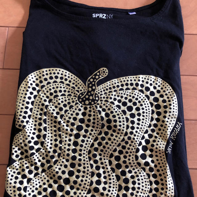 UNIQLO(ユニクロ)の草間彌生  かぼちゃ デザイン Tシャツ 未使用 レディースのトップス(Tシャツ(半袖/袖なし))の商品写真