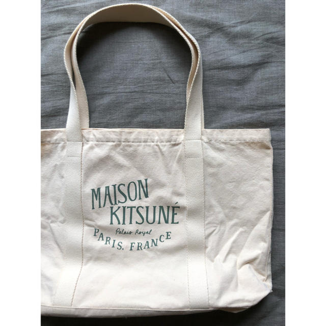 MAISON KITSUNE'(メゾンキツネ)のyu様 専用🦊 レディースのバッグ(トートバッグ)の商品写真