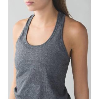 ルルレモン(lululemon)のlululemon swiftly tech tank(ヨガ)