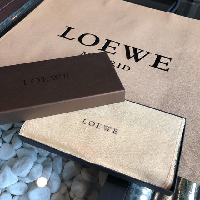 LOEWE(ロエベ)のご専用です♡ロエベ LOEWE 長財布  ⭐️ 未使用品 ⭐️ レディースのファッション小物(財布)の商品写真