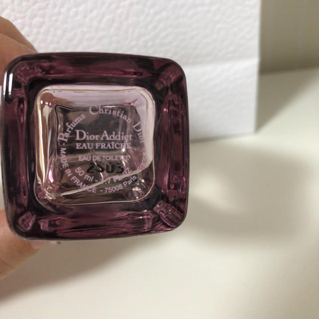 Dior(ディオール)のDior addict オーフレッシュ オードトワレ 50ml コスメ/美容の香水(香水(女性用))の商品写真