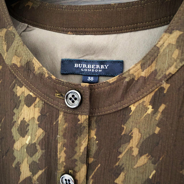 BURBERRY(バーバリー)のバーバリー シルクワンピース 38サイズ レディースのワンピース(ひざ丈ワンピース)の商品写真