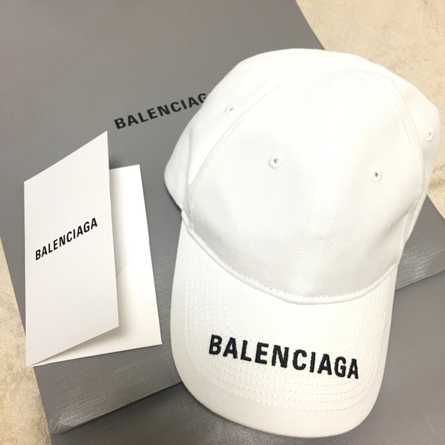 Balenciaga(バレンシアガ)のゆかぽ様専用 レディースの帽子(キャップ)の商品写真