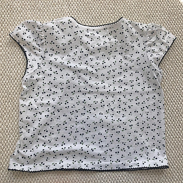 celine(セリーヌ)のセリーヌ ベビー カットソー Tシャツ キッズ 子供 キッズ/ベビー/マタニティのキッズ服女の子用(90cm~)(Tシャツ/カットソー)の商品写真