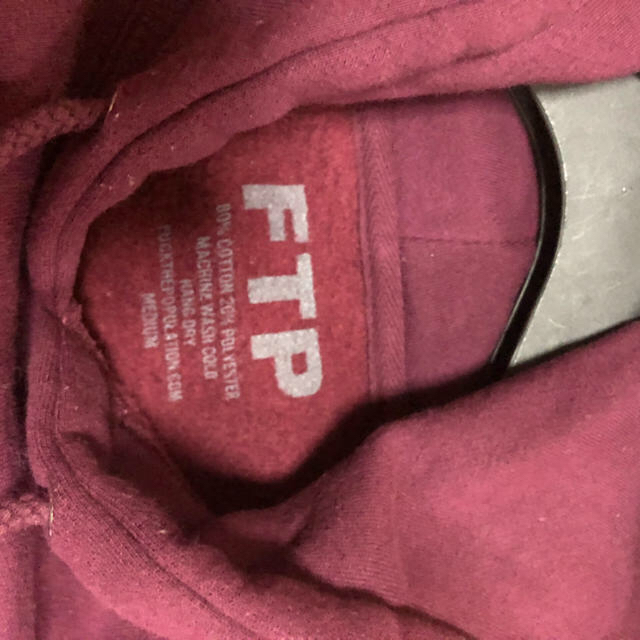 HUF(ハフ)のFTP hoodie M メンズのトップス(パーカー)の商品写真