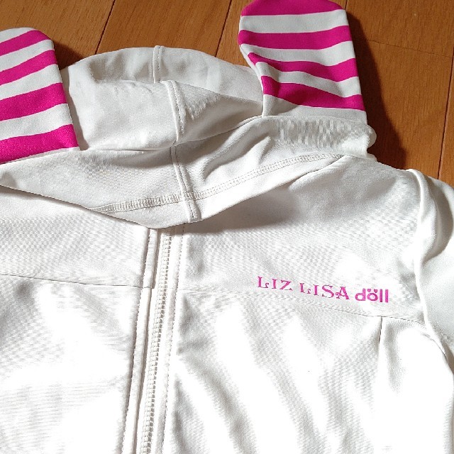 LIZ LISA(リズリサ)のLIZ LISA ラッシュガード  JS 140 キッズ/ベビー/マタニティのキッズ服女の子用(90cm~)(水着)の商品写真