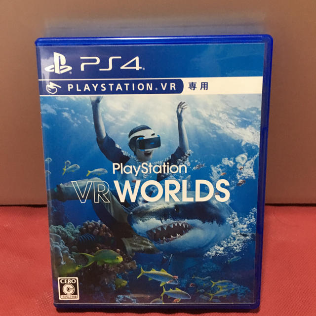 PlayStation VR(プレイステーションヴィーアール)のPlayStation4 VR WORLDS エンタメ/ホビーのゲームソフト/ゲーム機本体(家庭用ゲームソフト)の商品写真