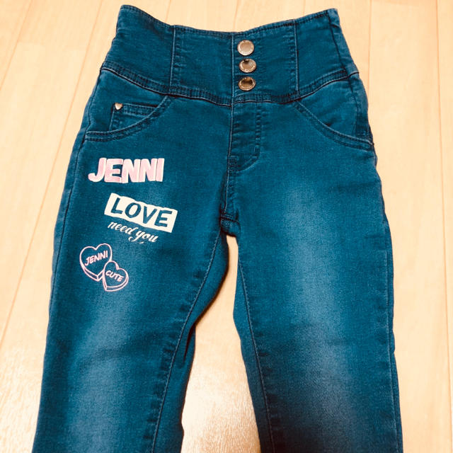 JENNI(ジェニィ)のJENNI デニム キッズ/ベビー/マタニティのキッズ服女の子用(90cm~)(パンツ/スパッツ)の商品写真