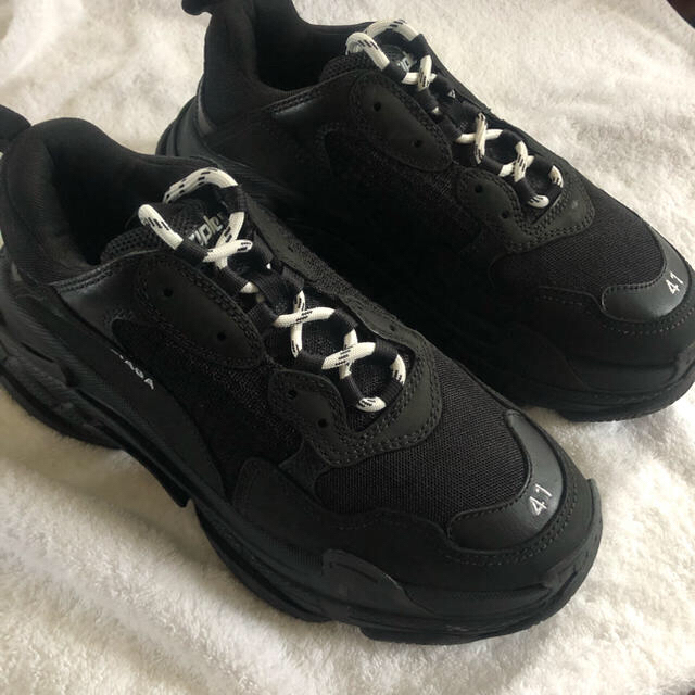 balenciaga triple s black靴/シューズ