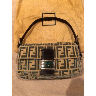 フェンディ(FENDI)のフェンディ   バケット(ショルダーバッグ)