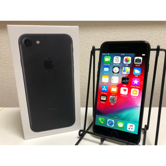 【極上品】iPhone 7 Black 32 GB auのサムネイル