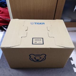 タイガー(TIGER)のタイガー　IH炊飯ジャー炊きたて　JKT-J101 TP　(炊飯器)