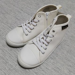 ブランシェス(Branshes)のBranshes ハイカットスニーカー　18センチ(スニーカー)