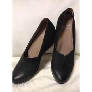 ダンスコ(dansko)のダンスコ リリアーナスリップオンシューズ 黒 38(ローファー/革靴)