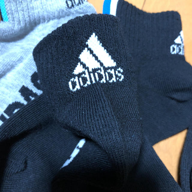 adidas(アディダス)のアディダス くつ下 ソックス 19㎝〜21㎝ キッズ/ベビー/マタニティのこども用ファッション小物(靴下/タイツ)の商品写真