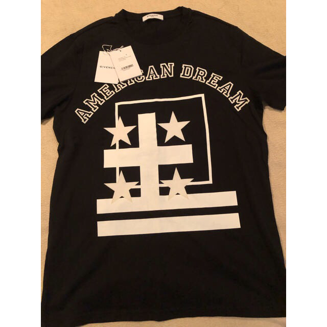 GIVENCHY(ジバンシィ)のシーズン値下げ Givenchy シャツ レディースのトップス(Tシャツ(半袖/袖なし))の商品写真