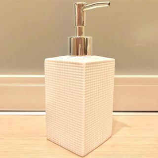 ザラホーム(ZARA HOME)の新品 ZARA HOME ザラホーム ジオメトリックセラミック ディスペンサー(タオル/バス用品)