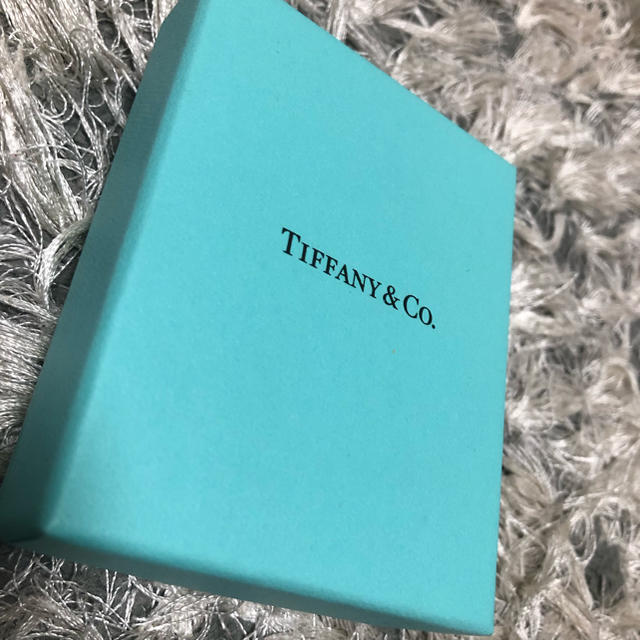 Tiffany ハートタグピアス