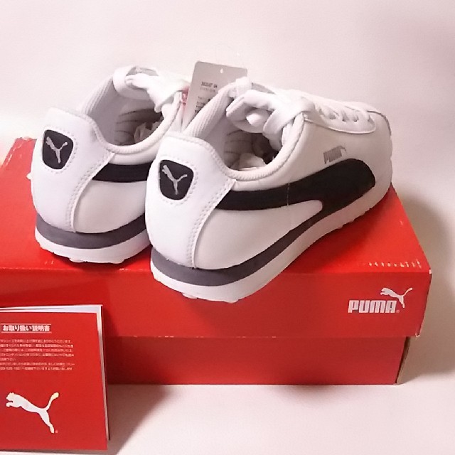 PUMA(プーマ)の
限定著名人愛用!プーマチューリン新品ランニングスニーカー白黒希少23!


 レディースの靴/シューズ(スニーカー)の商品写真