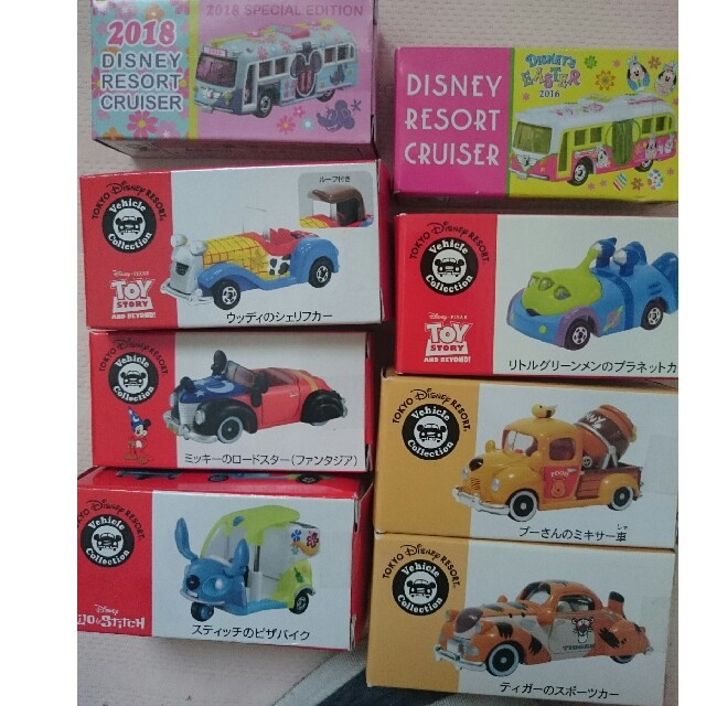 Disney(ディズニー)の専用トミカ ディズニー エンタメ/ホビーのおもちゃ/ぬいぐるみ(ミニカー)の商品写真