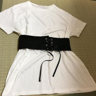 オリーブデオリーブ(OLIVEdesOLIVE)の新品 オリーブデオリーブ Tシャツ　白　黒　ホワイト　リボン　ブラック(Tシャツ(半袖/袖なし))