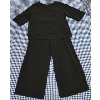 ユニクロ(UNIQLO)の専用ユニクロ 黒セットアップ S キャミソールと同素材 オフィス(セット/コーデ)