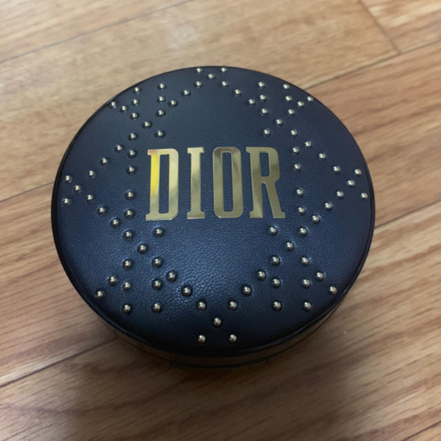 Dior(ディオール)のディオール スキンフォーエヴァー クッション ファンデーション コスメ/美容のベースメイク/化粧品(ファンデーション)の商品写真