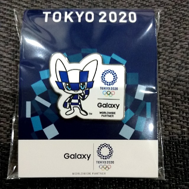 Galaxy(ギャラクシー)のTOKYO2020 Galaxy ピンバッチ2個セット エンタメ/ホビーのアニメグッズ(バッジ/ピンバッジ)の商品写真