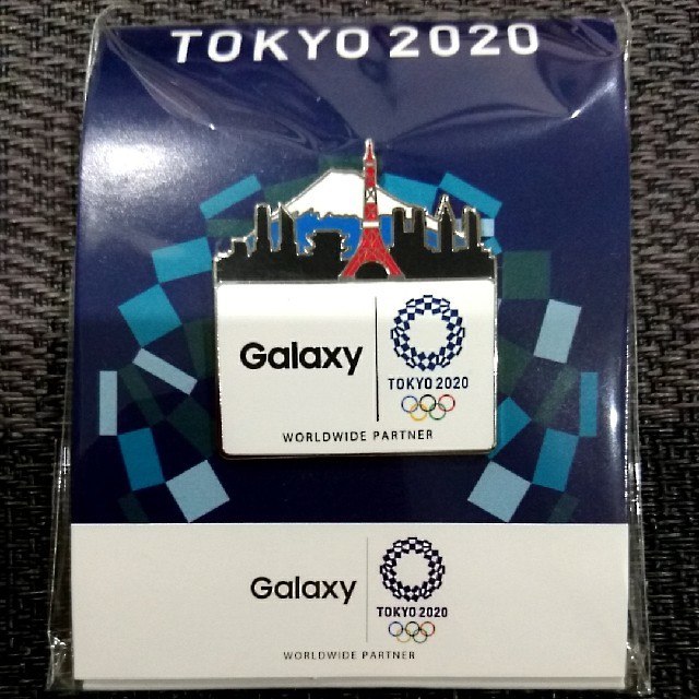 Galaxy(ギャラクシー)のTOKYO2020 Galaxy ピンバッチ2個セット エンタメ/ホビーのアニメグッズ(バッジ/ピンバッジ)の商品写真