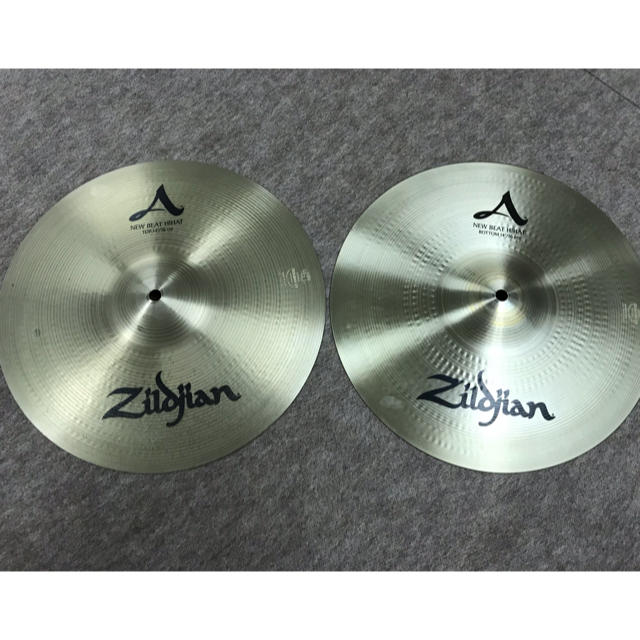 ハイハットシンバル 14インチ Zildjian NEW BEAT HIHAT 楽器のドラム(シンバル)の商品写真