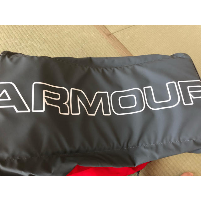 UNDER ARMOUR(アンダーアーマー)のカバン レディースのバッグ(リュック/バックパック)の商品写真