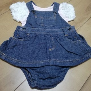 アカチャンホンポ(アカチャンホンポ)の専用　女の子2点セット(ロンパース)