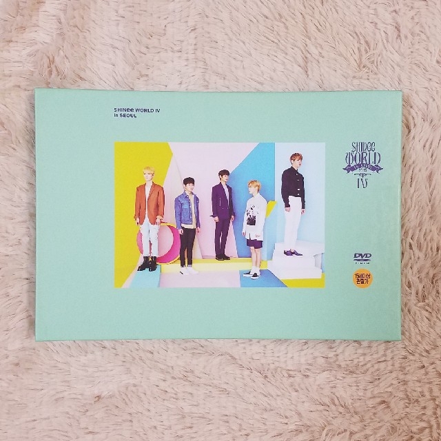 SHINee World Ⅳ in SEOUL DVD 未開封　マウスパッド付き