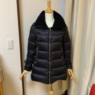 42,340円 極美品💓フォクシー FOXファーショートコート 40 ブラック 42,340円 極美品💓フォクシー FOXファーショートコート 40 ブラック