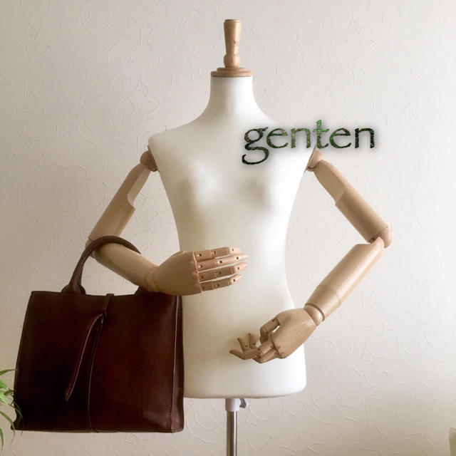 genten(ゲンテン)の最終値下げ genten ゲンテン 定35,640円 レザーハンドバッグ 鞄 レディースのバッグ(トートバッグ)の商品写真