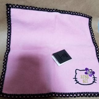 アナスイ(ANNA SUI)のANNA SUIｱﾅｽｲ ｷﾃｨちゃん ｺﾗﾎﾞ ﾊﾝﾄﾞﾀｵﾙ 新品 タグ付き(ハンカチ)