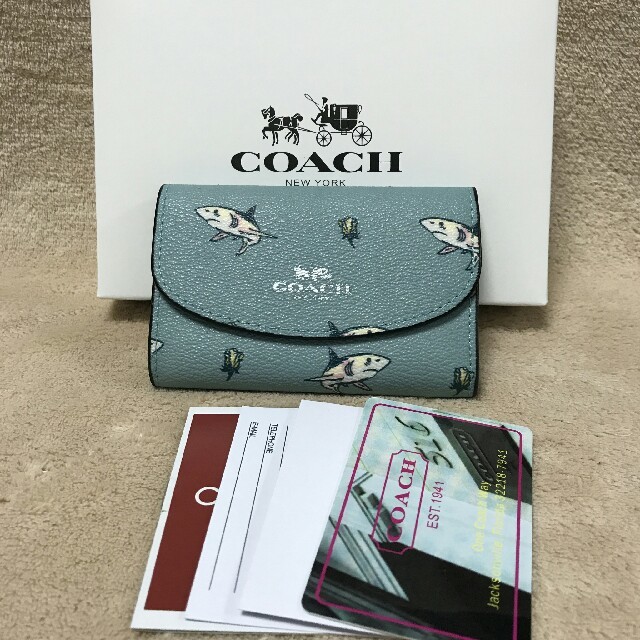 新品未使用 COACH コーチ  キーケース　スヌーピー カーキマルチ