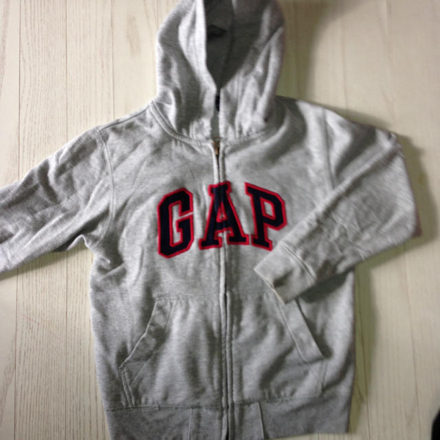 GAP(ギャップ)のGAP kids♡♡120㎝ レディースのトップス(パーカー)の商品写真