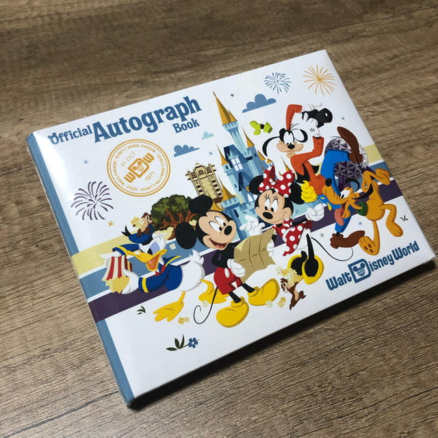 Disney(ディズニー)のディズニー サイン帳 インテリア/住まい/日用品の文房具(ノート/メモ帳/ふせん)の商品写真