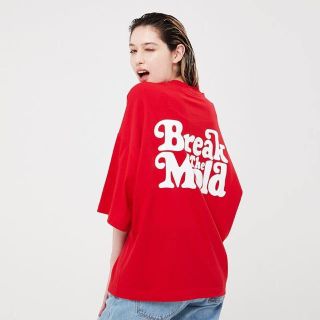 ユニクロ(UNIQLO)のVERDY×UNIQLO Tシャツ(Tシャツ(半袖/袖なし))