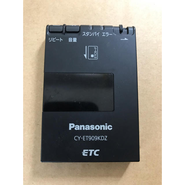 Panasonic(パナソニック)のパナソニック 分離型ETC CY-ET909KDZ  音声タイプモデル 自動車/バイクの自動車(ETC)の商品写真
