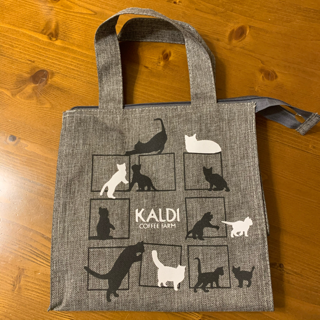 KALDI(カルディ)のカルディ　猫　鍋敷&ミトン　バッグ ハンドメイドの生活雑貨(キッチン小物)の商品写真