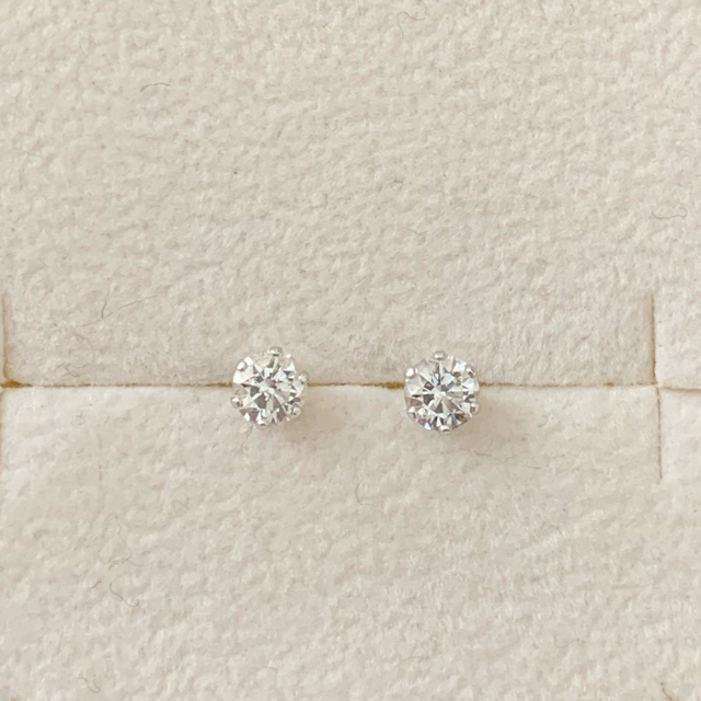 プラチナダイヤモンドピアス0.5ct