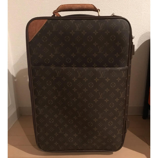 LOUIS VUITTON(ルイヴィトン)のご専用です ♡ルイヴィトン モノグラム ペガス 55 ♡ 機内持込可 レディースのバッグ(スーツケース/キャリーバッグ)の商品写真