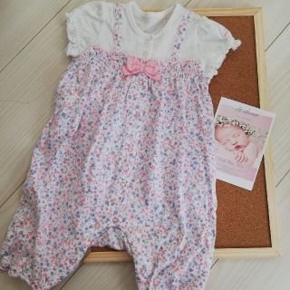 ミキハウス(mikihouse)のミキハウス　半袖　70　ロンパース　小花柄(ロンパース)