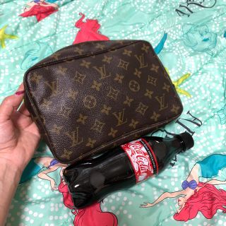 ルイヴィトン(LOUIS VUITTON)のVUITTON メイクポーチ (ポーチ)