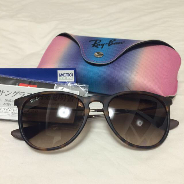 Ray-Ban(レイバン)のraybanレイバンerika4171 レディースのファッション小物(サングラス/メガネ)の商品写真